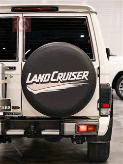 Toyota Land Cruiser 70